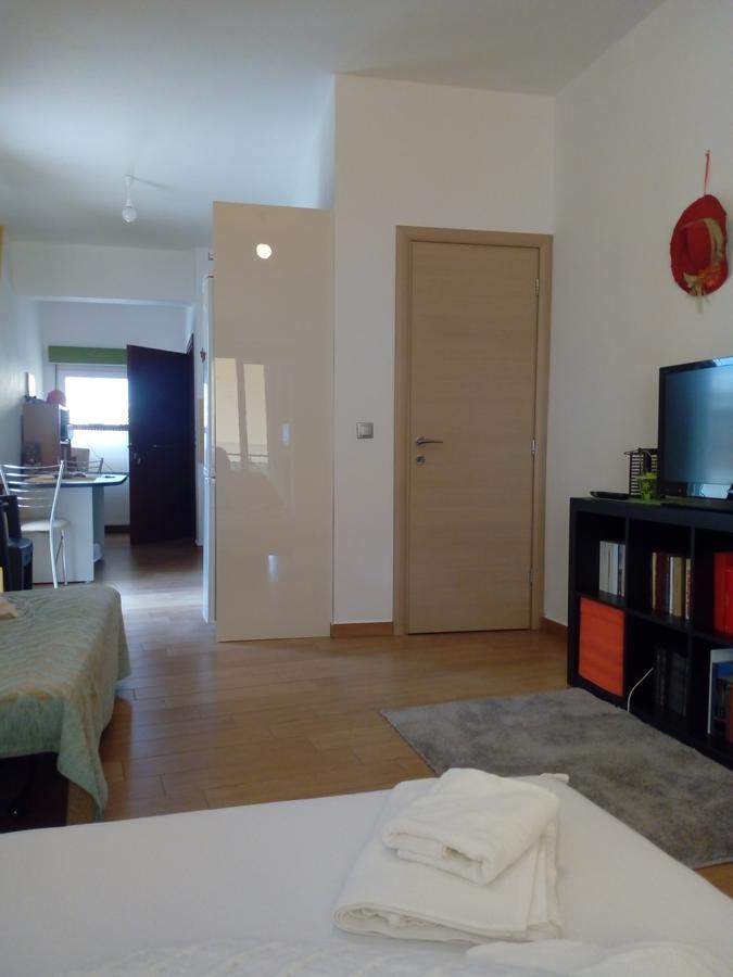Odys Apartment Centrer Of Town Preveza Exteriör bild